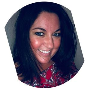 Meet your Posher, Angie